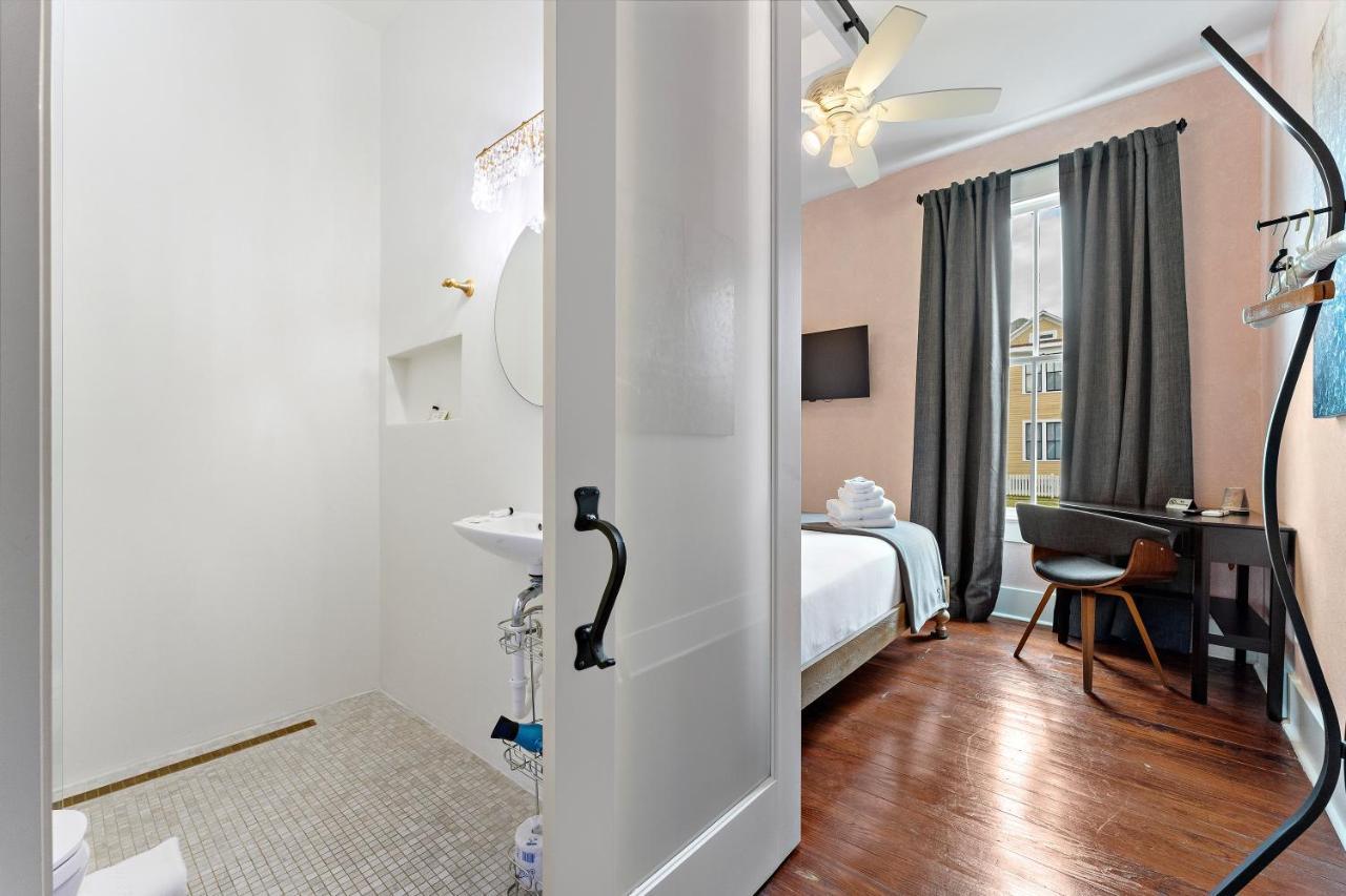 Domum De Vence Hotel Galveston Bagian luar foto