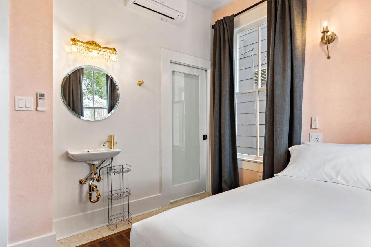 Domum De Vence Hotel Galveston Bagian luar foto