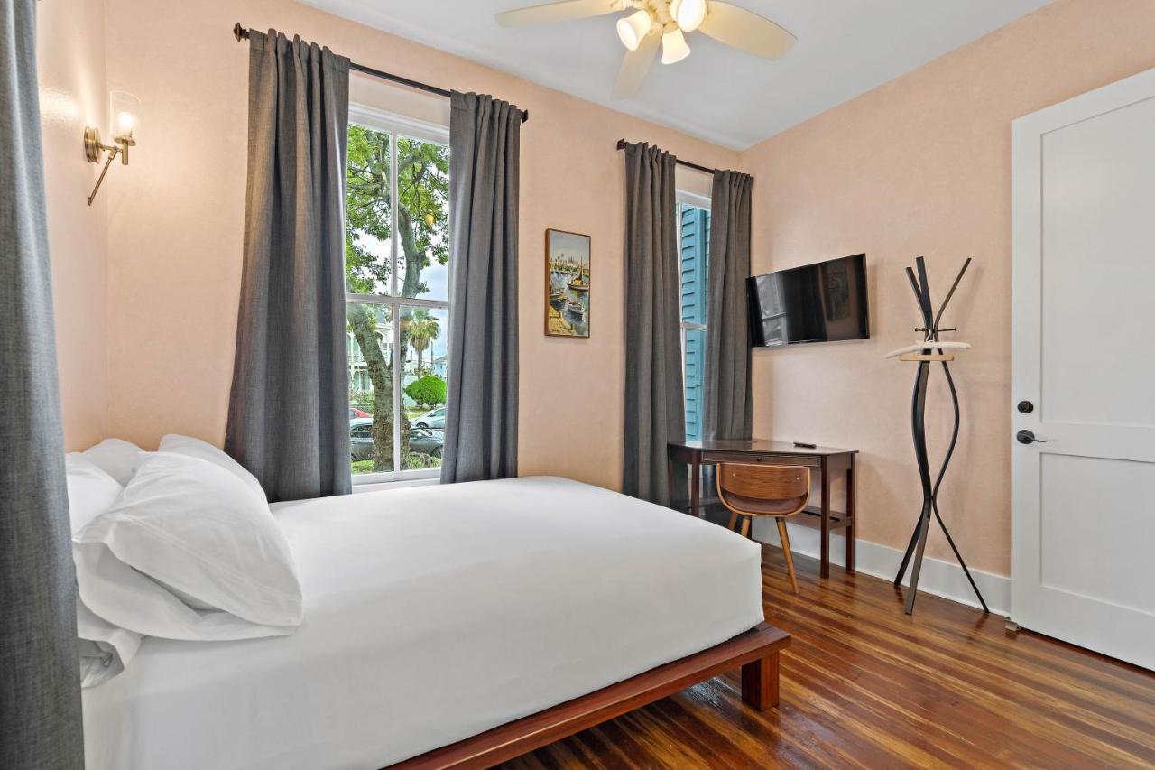 Domum De Vence Hotel Galveston Bagian luar foto